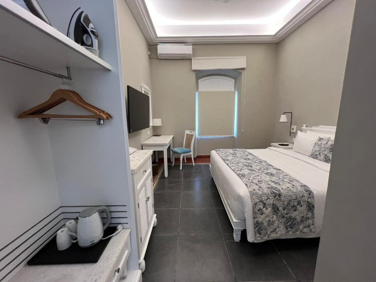 Villa Cavi Puducherry Eksteriør billede