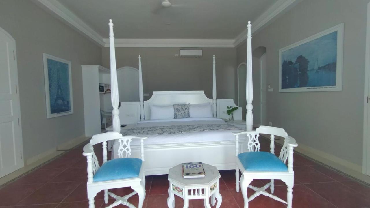 Villa Cavi Puducherry Eksteriør billede